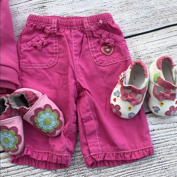 Baby gap lot Robeez 0-3 mo girl baby newborn 5pc